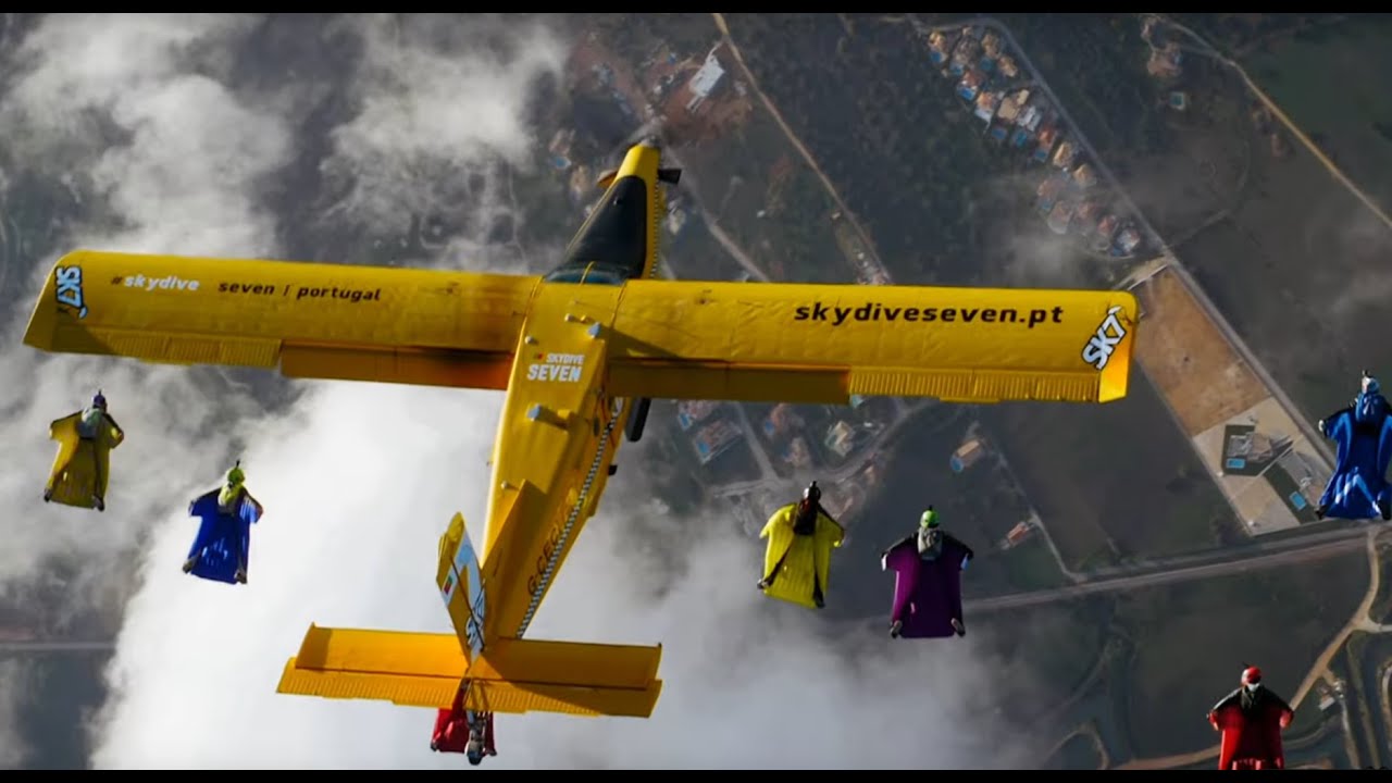 Daniel Ossio in wingsuit formation flight